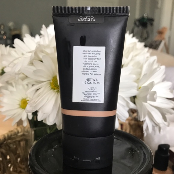 NARS Tinted Moisturizer - Picture 2 of 2