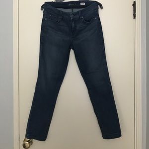 Like new Level 99 Lily Crop Jeans