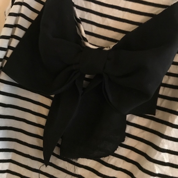 Striped tank top with big ol bow - Picture 2 of 3