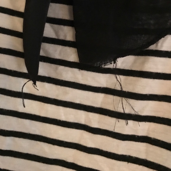 Striped tank top with big ol bow - Picture 3 of 3