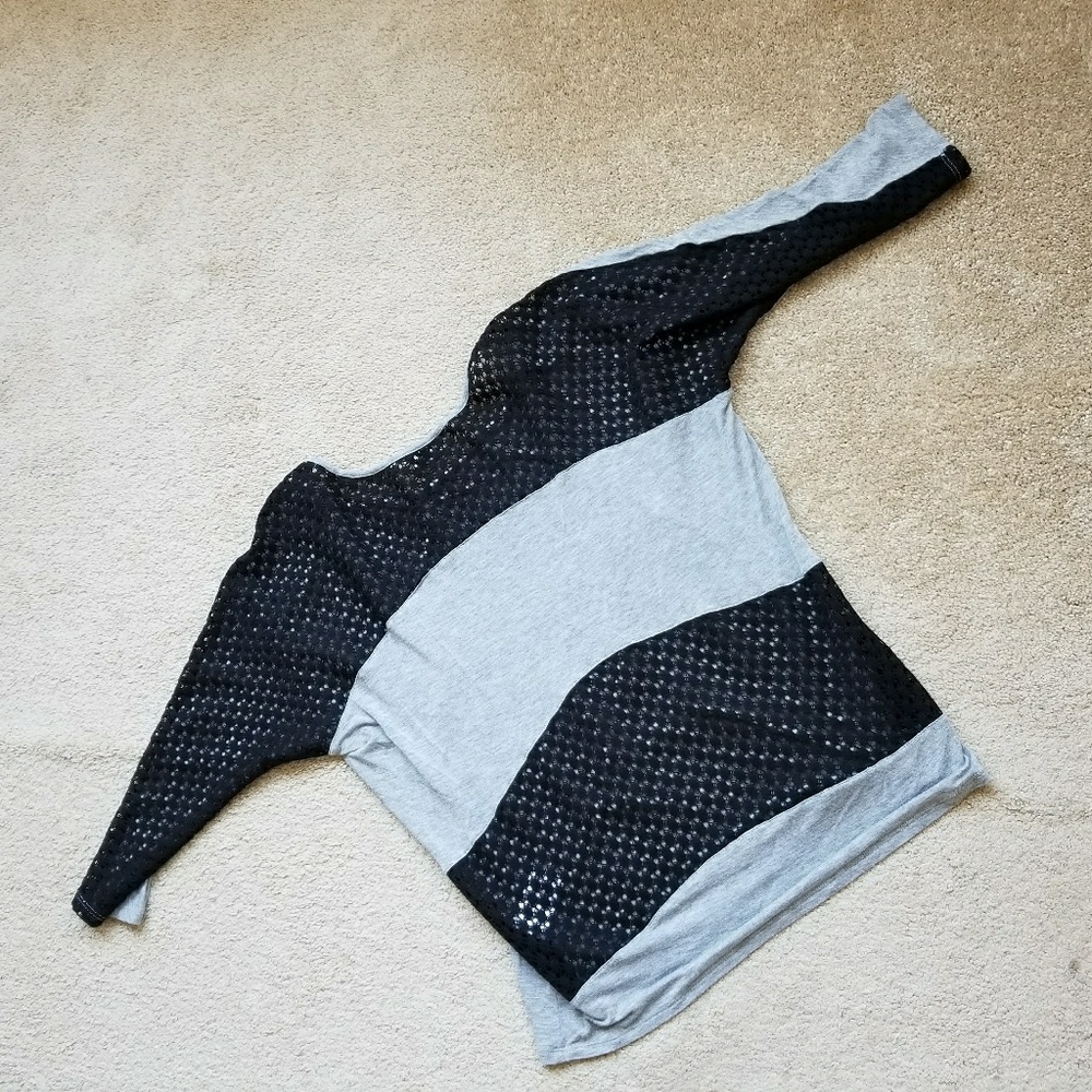 Stitch Fix 3/4 sleeve top with lace - M