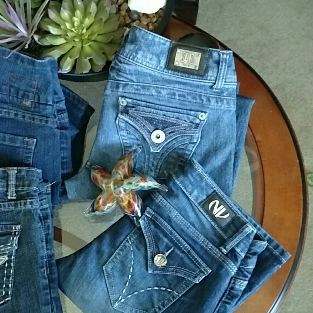 JEANS, JEANS & MORE JEANS! 😘 - Picture 8 of 8