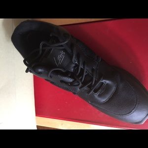 NEW Leo's Dance Sneakers. Size US 14 NEW Leo's Dance Sneakers. Size US 14
