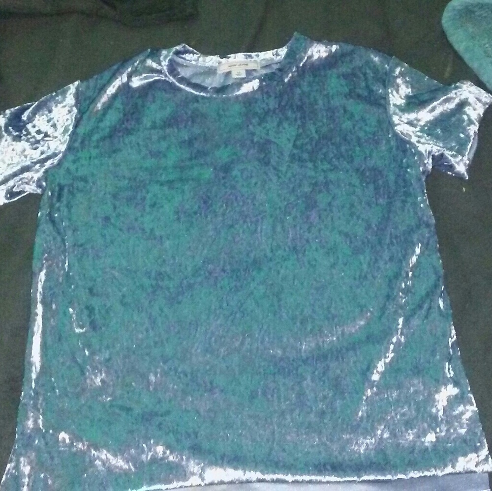 Crushed velvet blue shirt