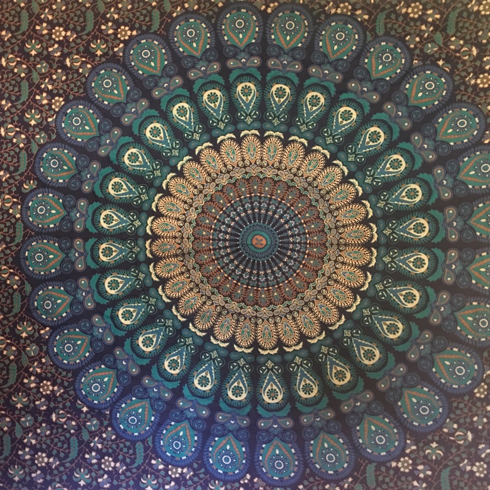 Meet your Posher, Olivia