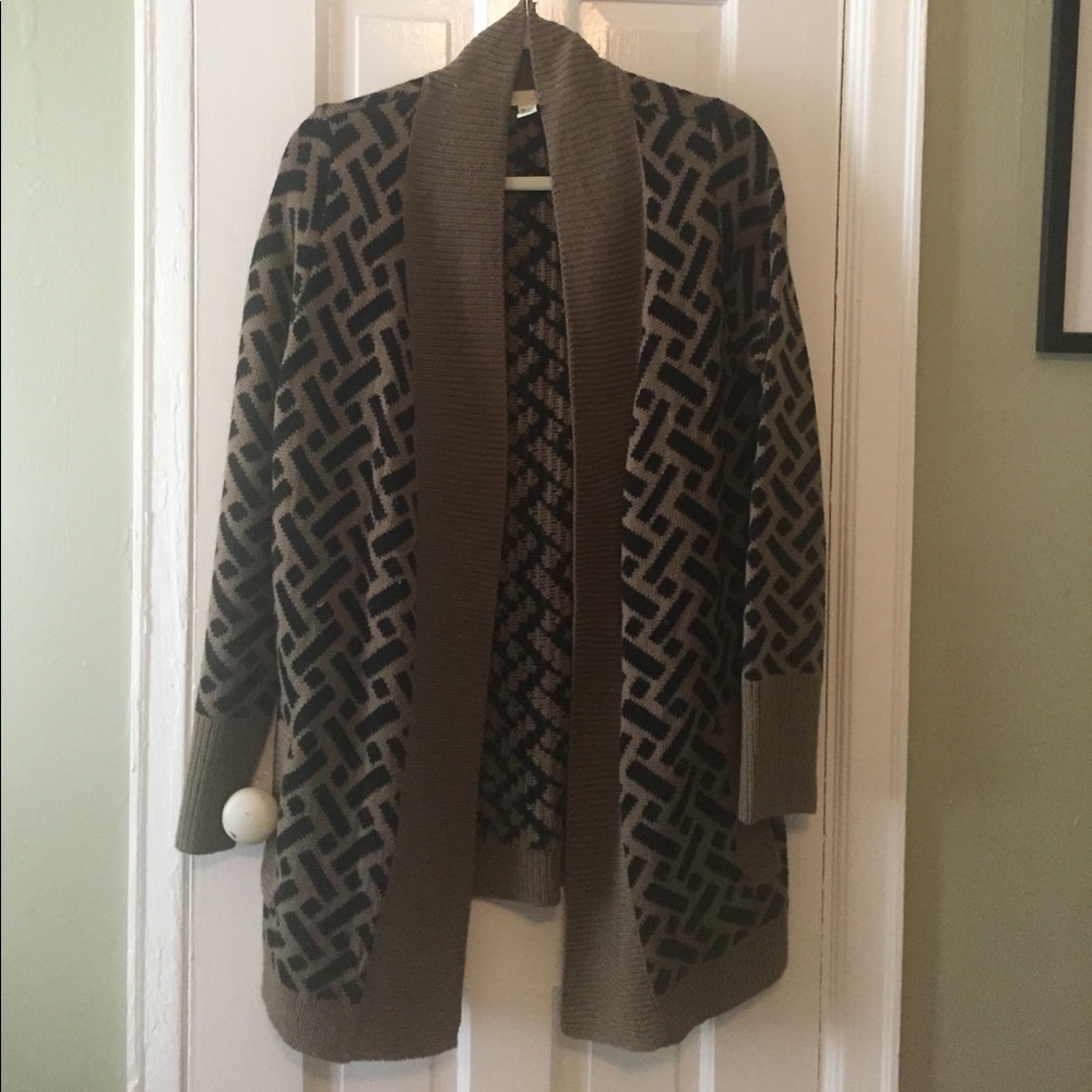 Love by Design size XL cardigan