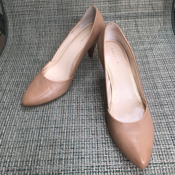 Tahari Shoes - Tahiri Must have nude heels