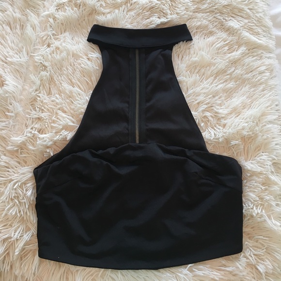 LF Tops - LF cropped choker top