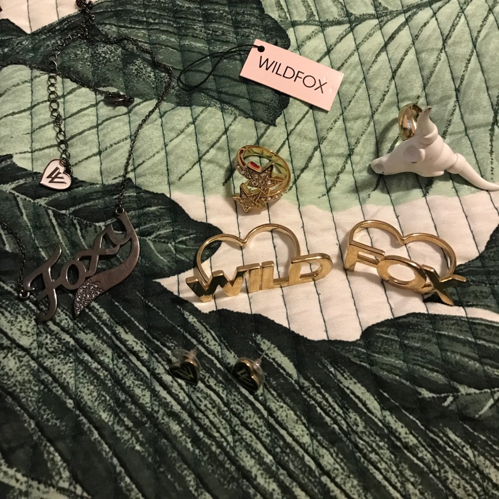 ❤SOLD❤ WILDFOX jewelry bundle