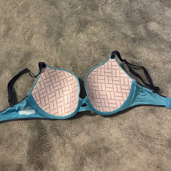 Bra - Picture 2 of 2
