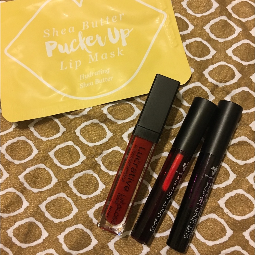 Yonique Lip Set