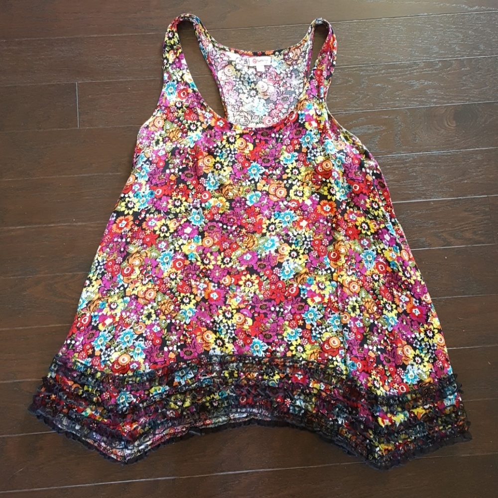 Sleeveless top