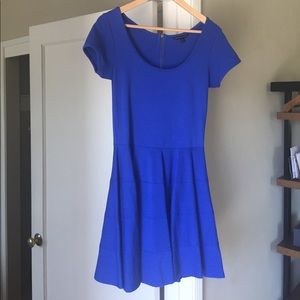 Lovely dress for a wedding or a summer date.