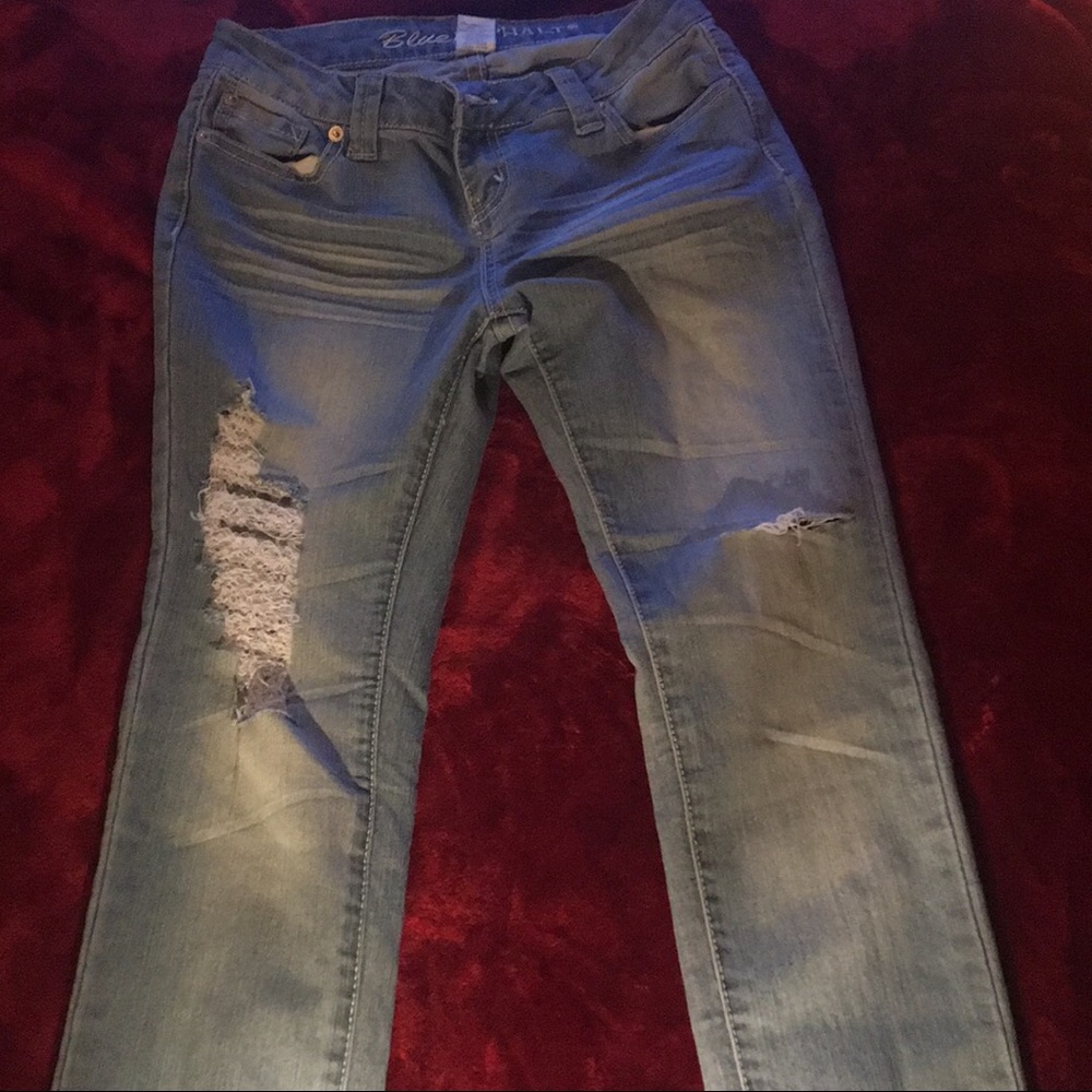 Ripped Skinny Jeans