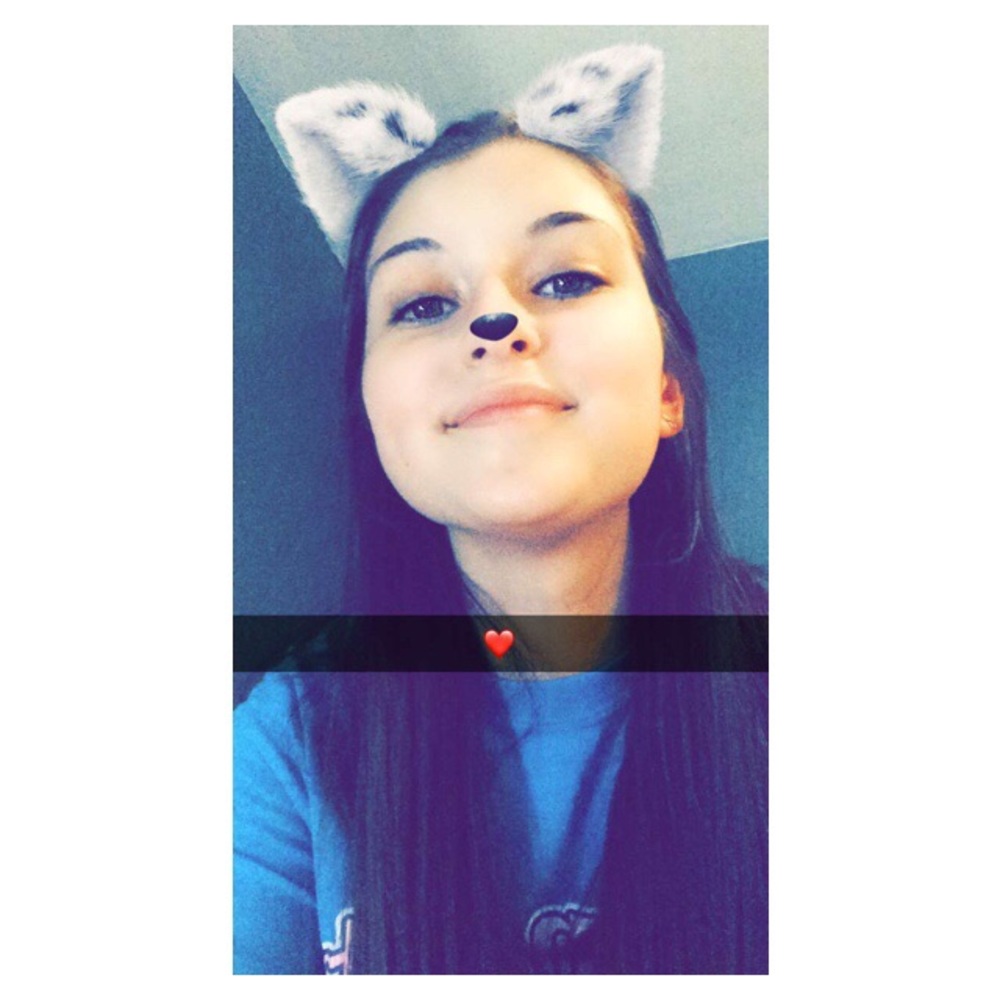 Meet your Posher, Alyssa
