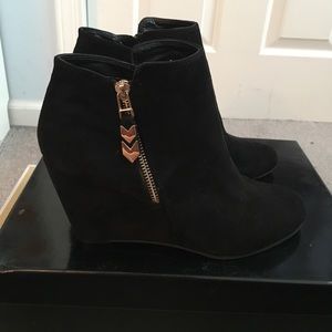 BCBG booties