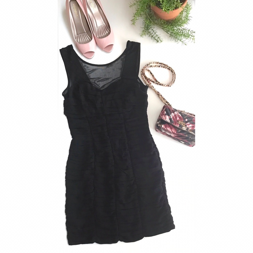 Forever 21 • Ruched Little Black Dress - Picture 5 of 8