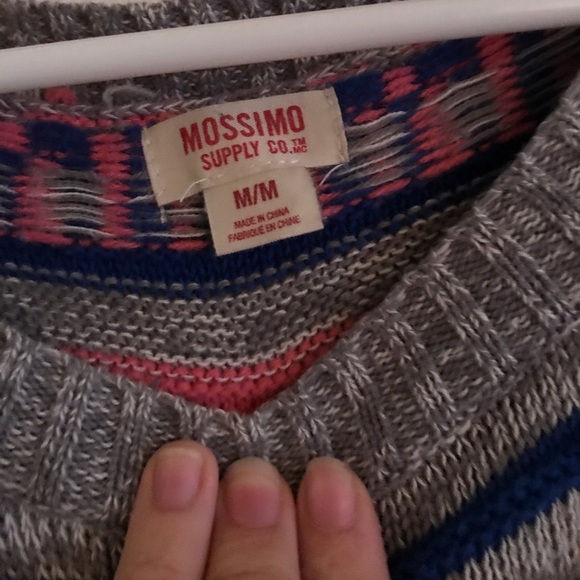 Grey and colored sweater - Picture 2 of 2