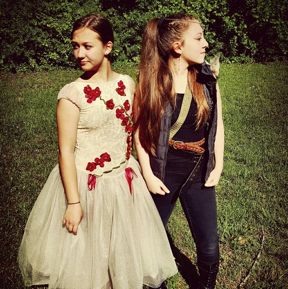 We are a family... in love with adventure 🚀. - Picture 3 of 6