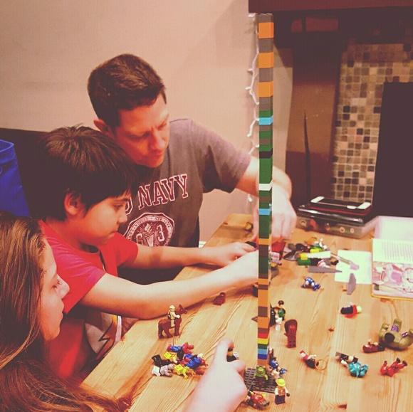 We are a family... in love with adventure 🚀. - Picture 6 of 6