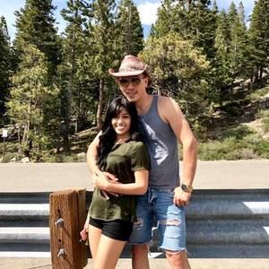 Meet your Posher, Ernesto