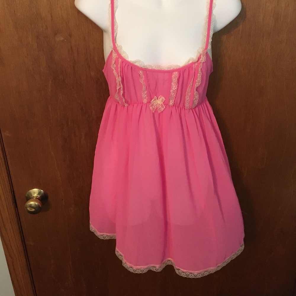 Victoria's Secret lingerie/nightwear