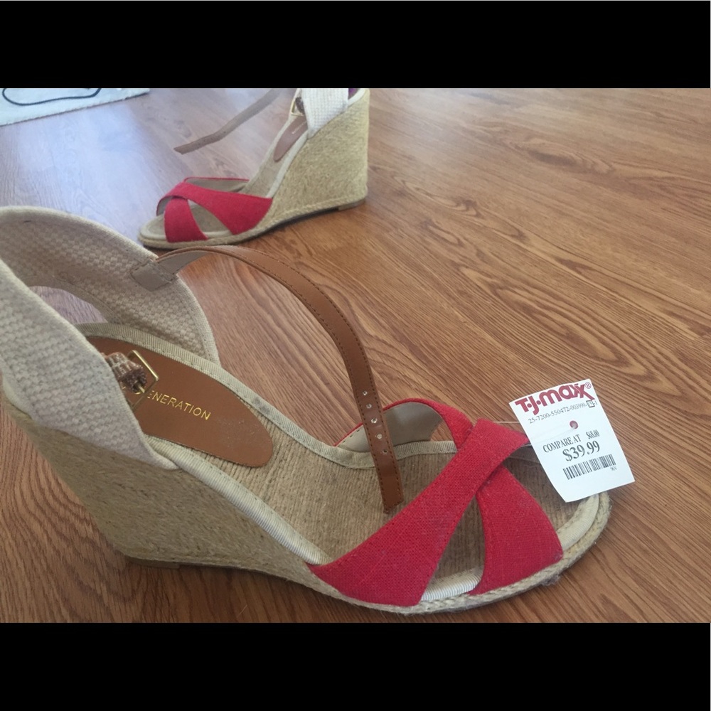 BCBG wedge sandals
