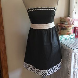 Strapless grey and white cotton dress