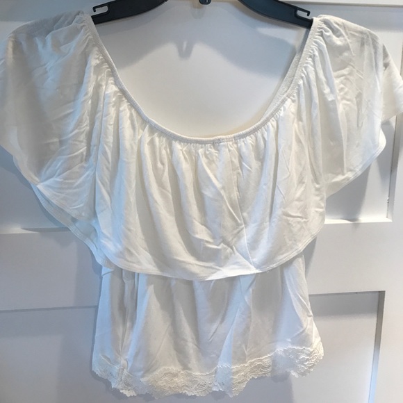 Off-Shoulder top - Picture 2 of 2