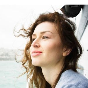 Meet your Posher, Chloe