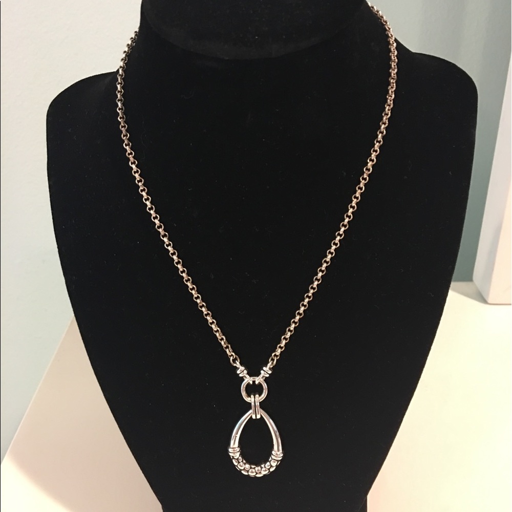Silver necklace with adjustable clasp