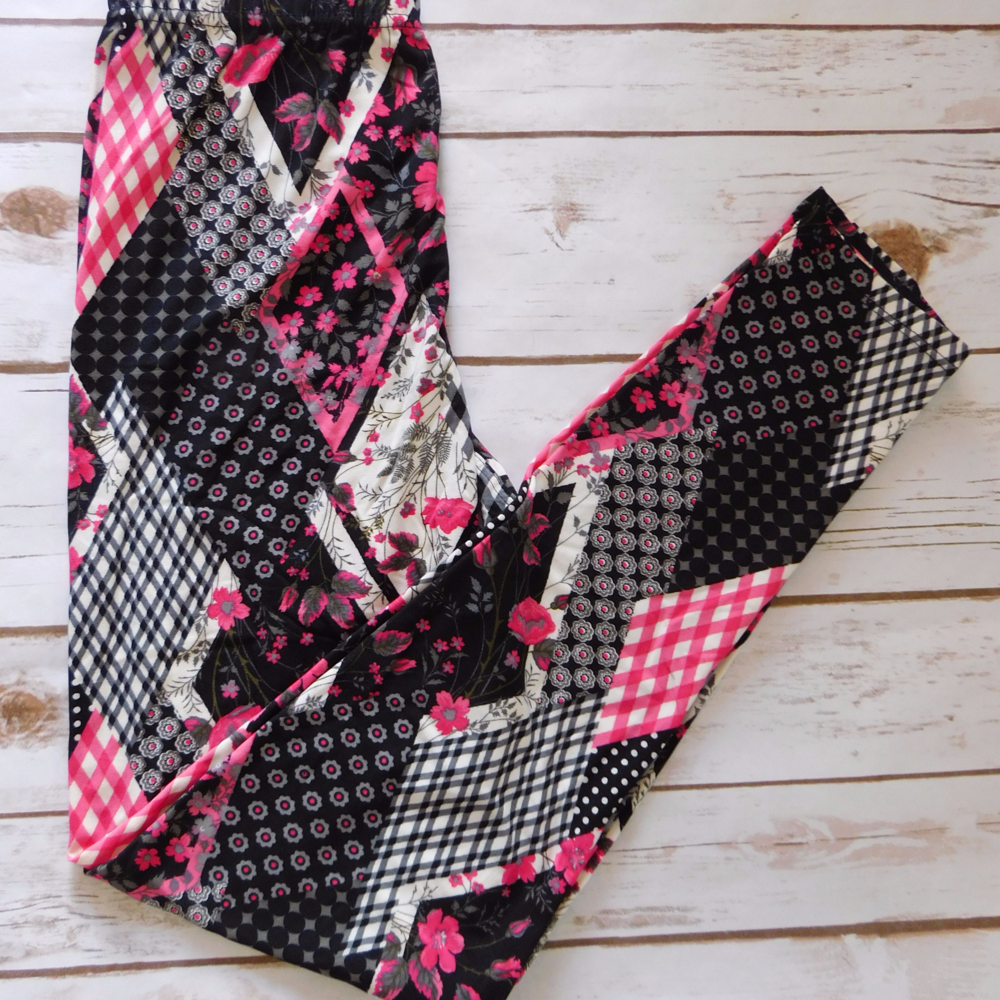 Black Pink Plaid Floral Leggings