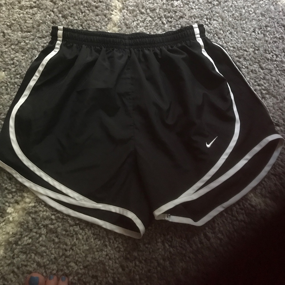 Nike Dri-Fit Black shorts Small