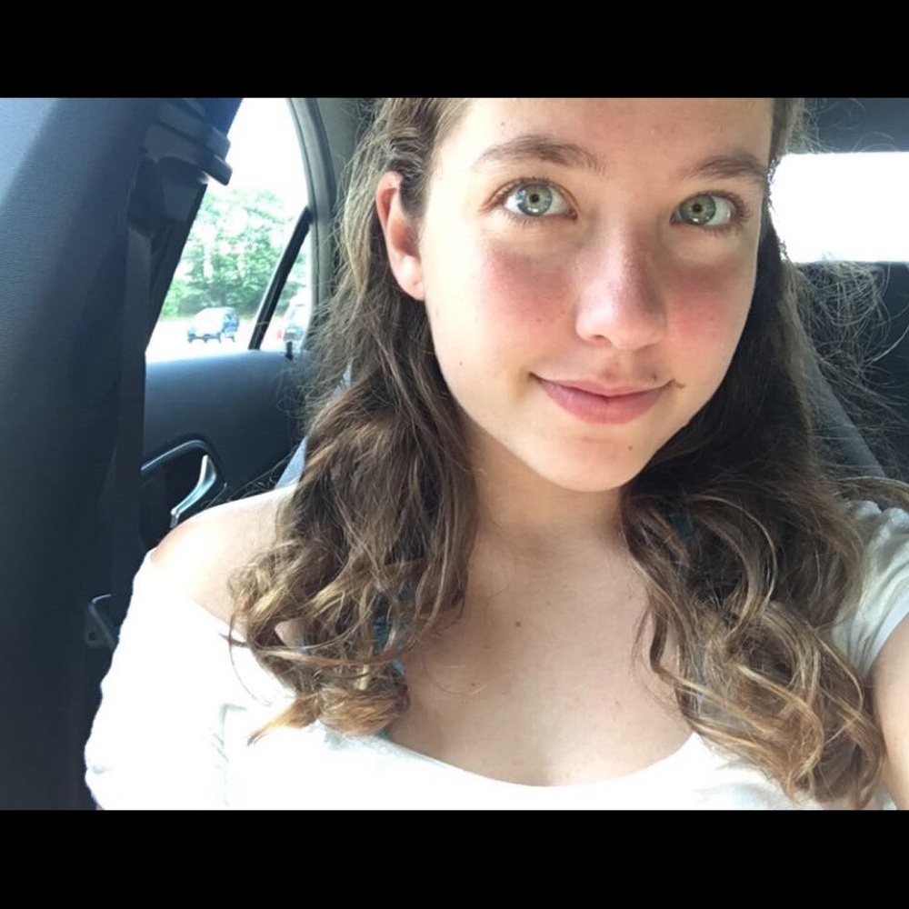 Meet your Posher, Emma