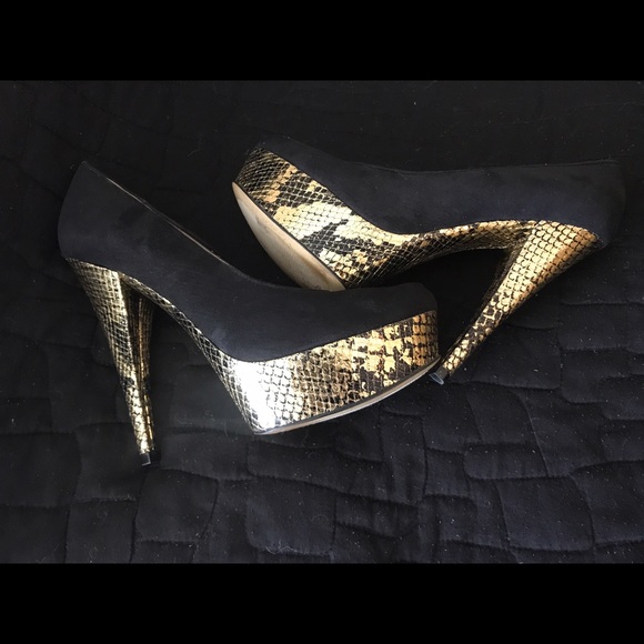 Enzo Angiolini🌸🌸Black Gold Pumps🌸Heels🌸 - Picture 5 of 5