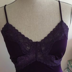 Lace cropped tank top