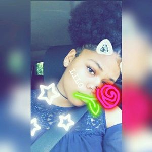 Meet your Posher, Lynn