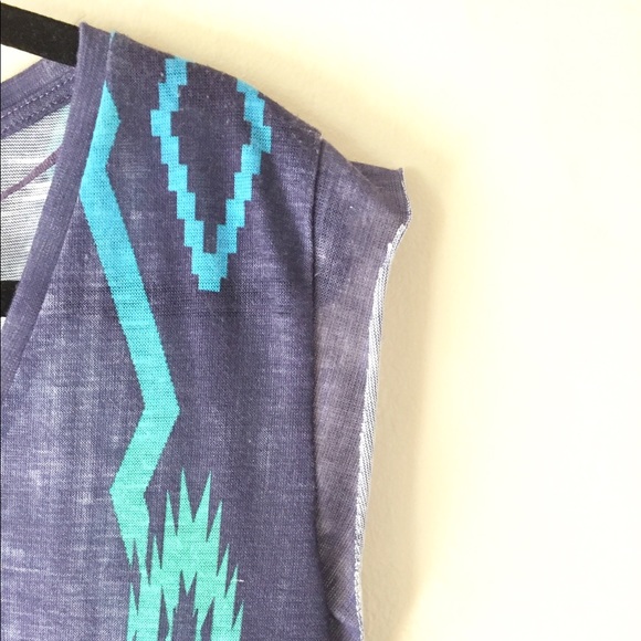 ZARA Tribal Patterned Top - Picture 3 of 4