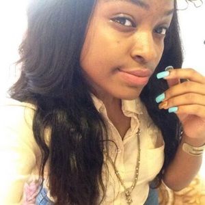 Meet your Posher, Fabyola