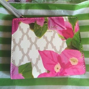 Kate Spade floral flower wallet New with tag