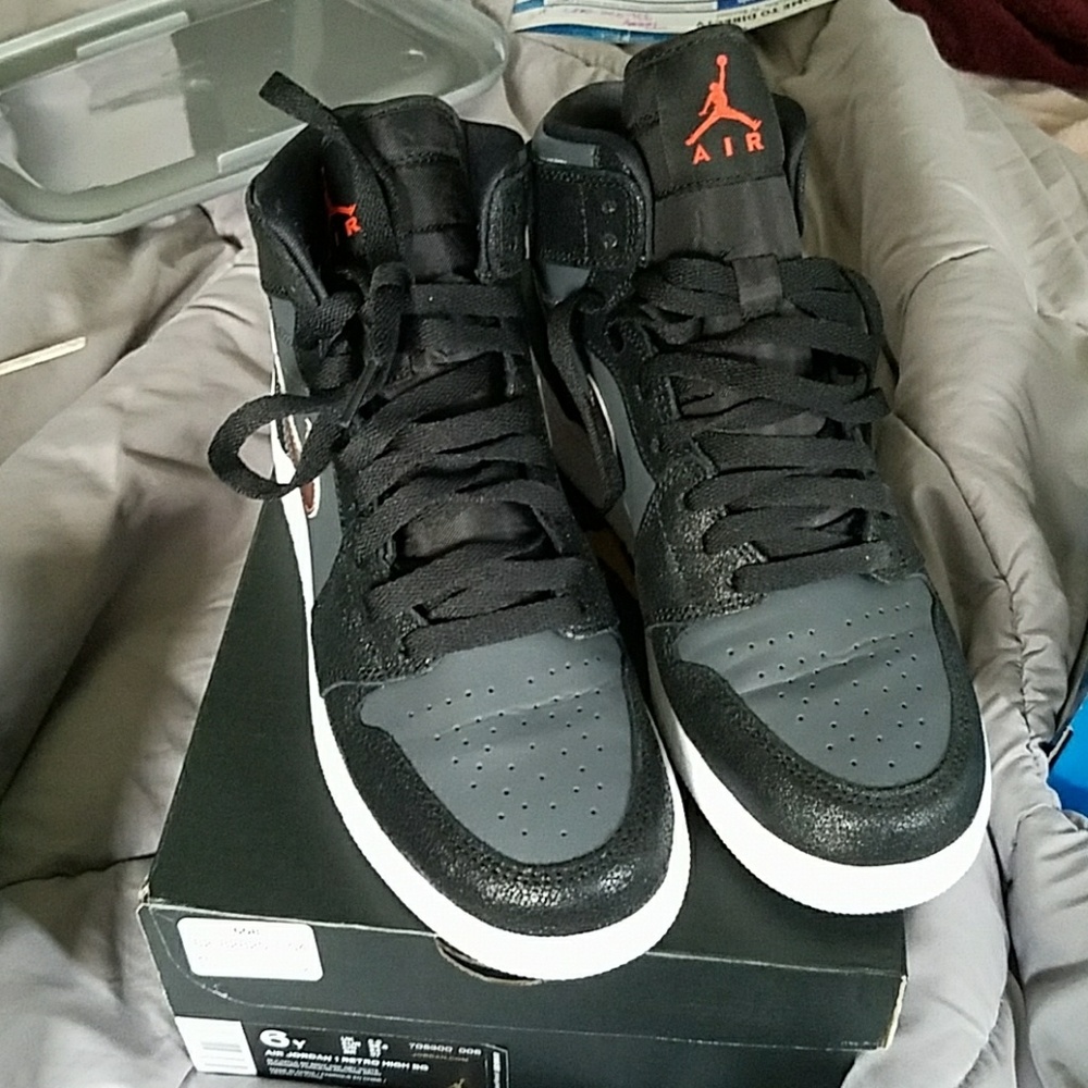 Black and Rose Gold Air Jordan 1 Retro