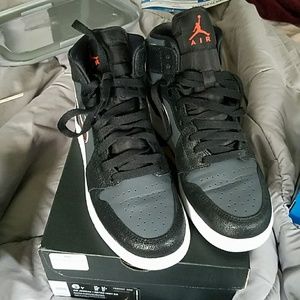 Black and Rose Gold Air Jordan 1 Retro