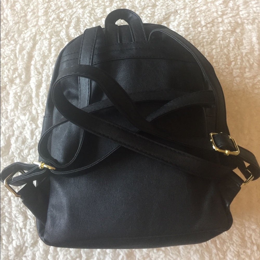 😽NWT! BETSEY JOHNSON CAT BACKPACK - Picture 2 of 3