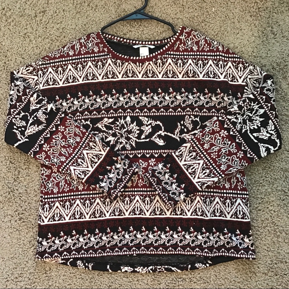 NWOT Retro print lightweight sweater