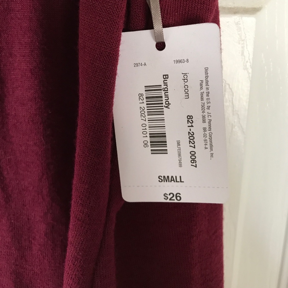 Jc Penney burgundy tank top NWT $26! - Picture 3 of 5