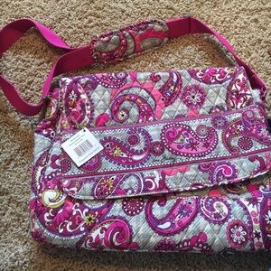 vera bradley messenger bag