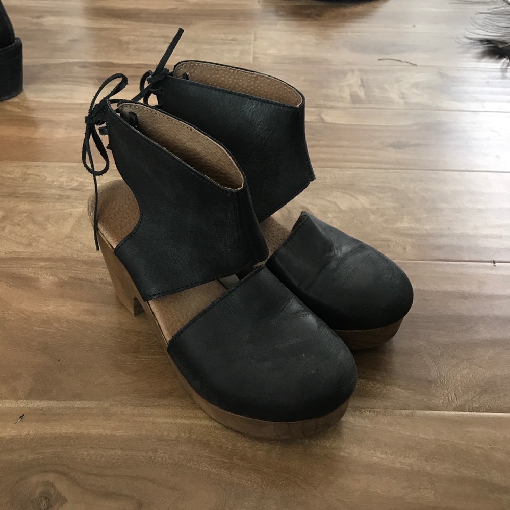 Freepeople clogs