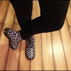Dr. Martens 1460 W - Black Floral Patent
