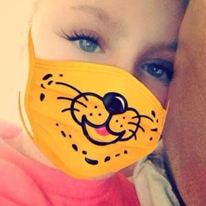 Meet your Posher, Riley