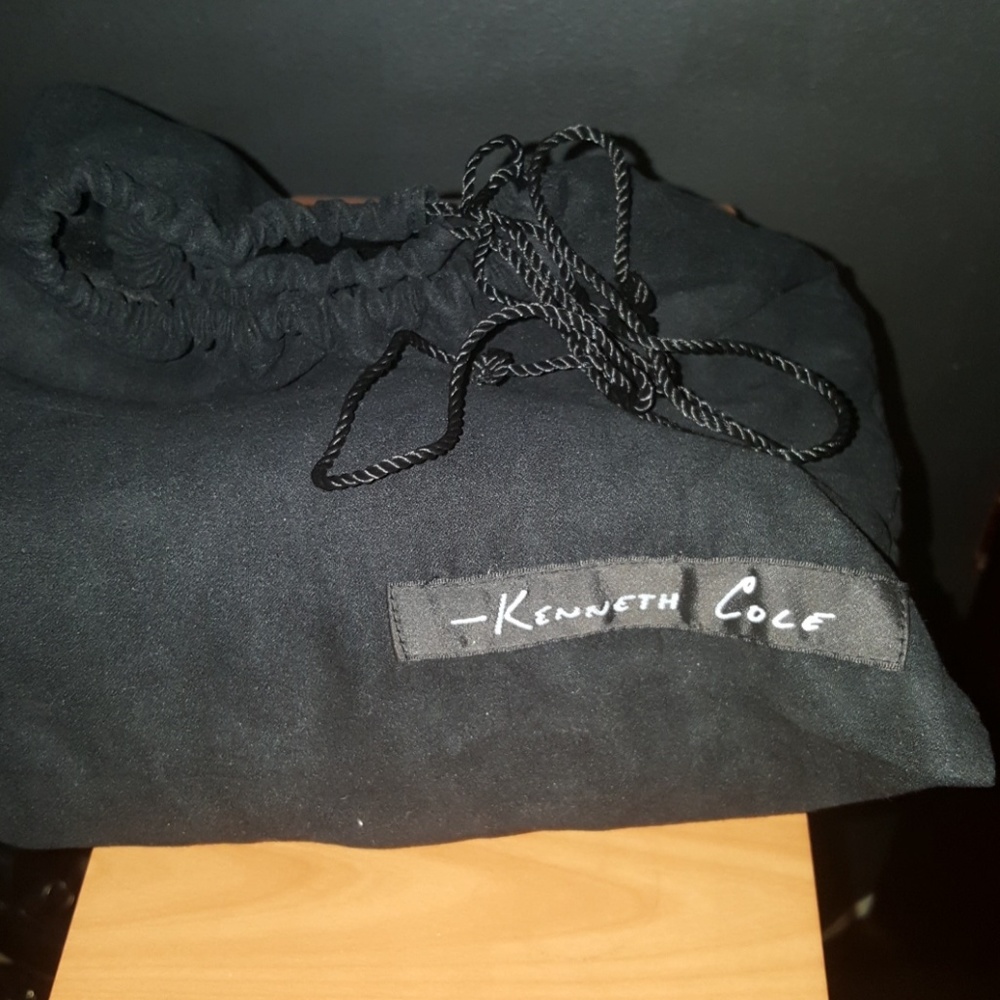 Handbag - Picture 4 of 4